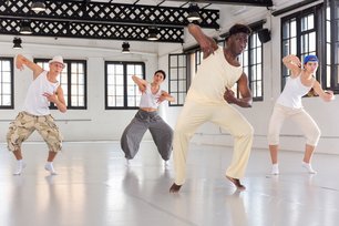 Tänzerinnen und Tänzer